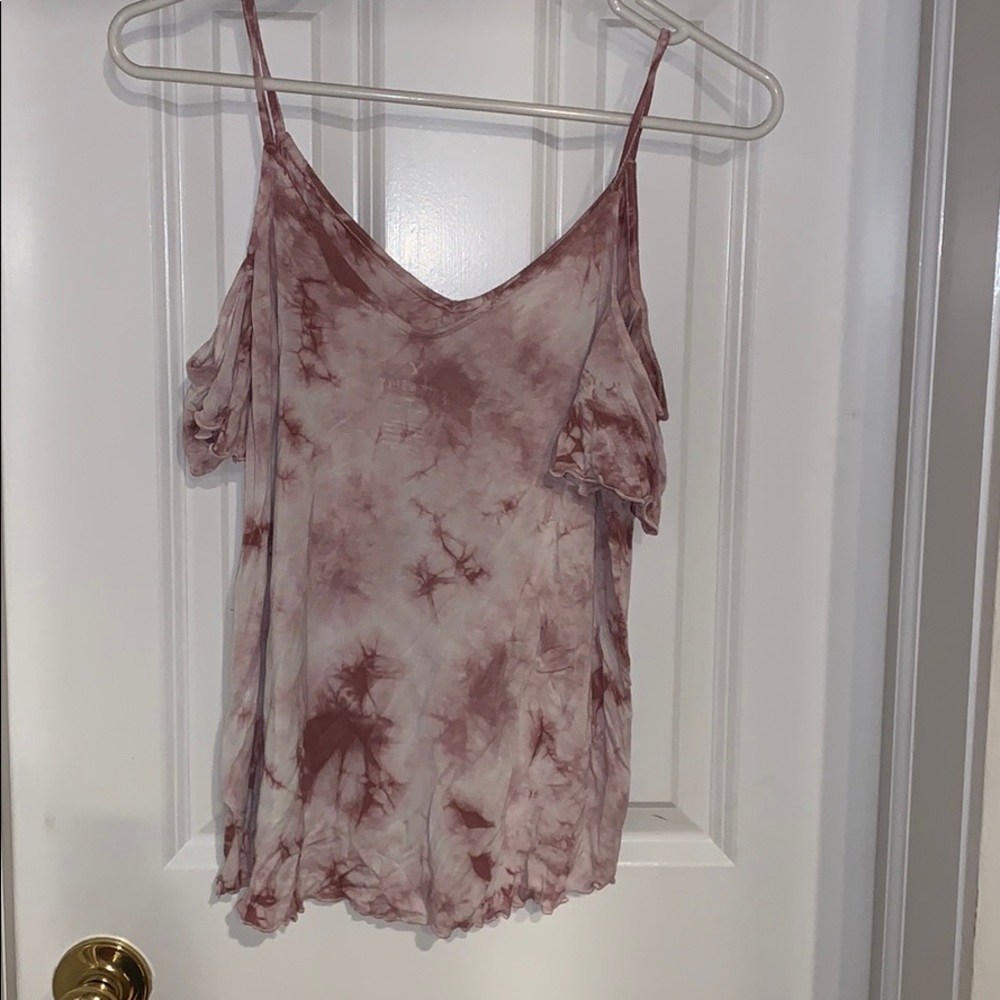 Light shirt.